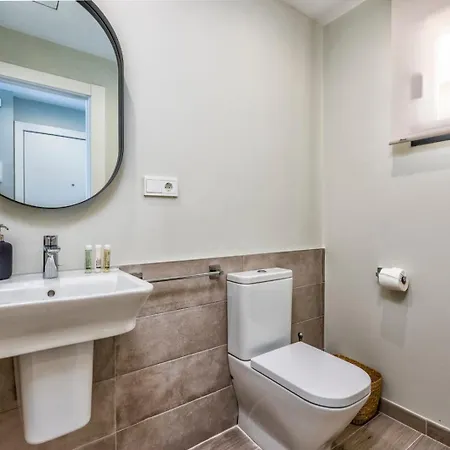 Nyaraló Vivi Homes -zumo Pool, Gym & Sea View *