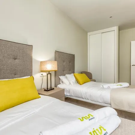 펜션 Vivi Homes -zumo Pool, Gym & Sea View *