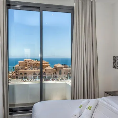 بيت للعطل Vivi Homes -zumo Pool, Gym & Sea View