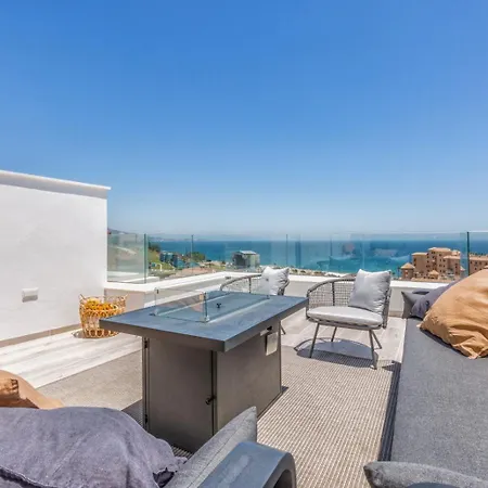 Vivi Homes -zumo Pool, Gym & Sea View